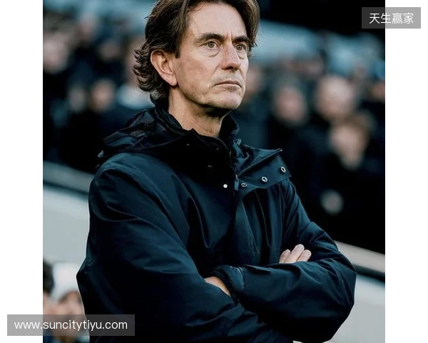 官方:热刺主帅托马斯-弗兰克已被俱乐部解雇 官方:热刺主帅托马斯-弗兰克已被俱乐部解雇